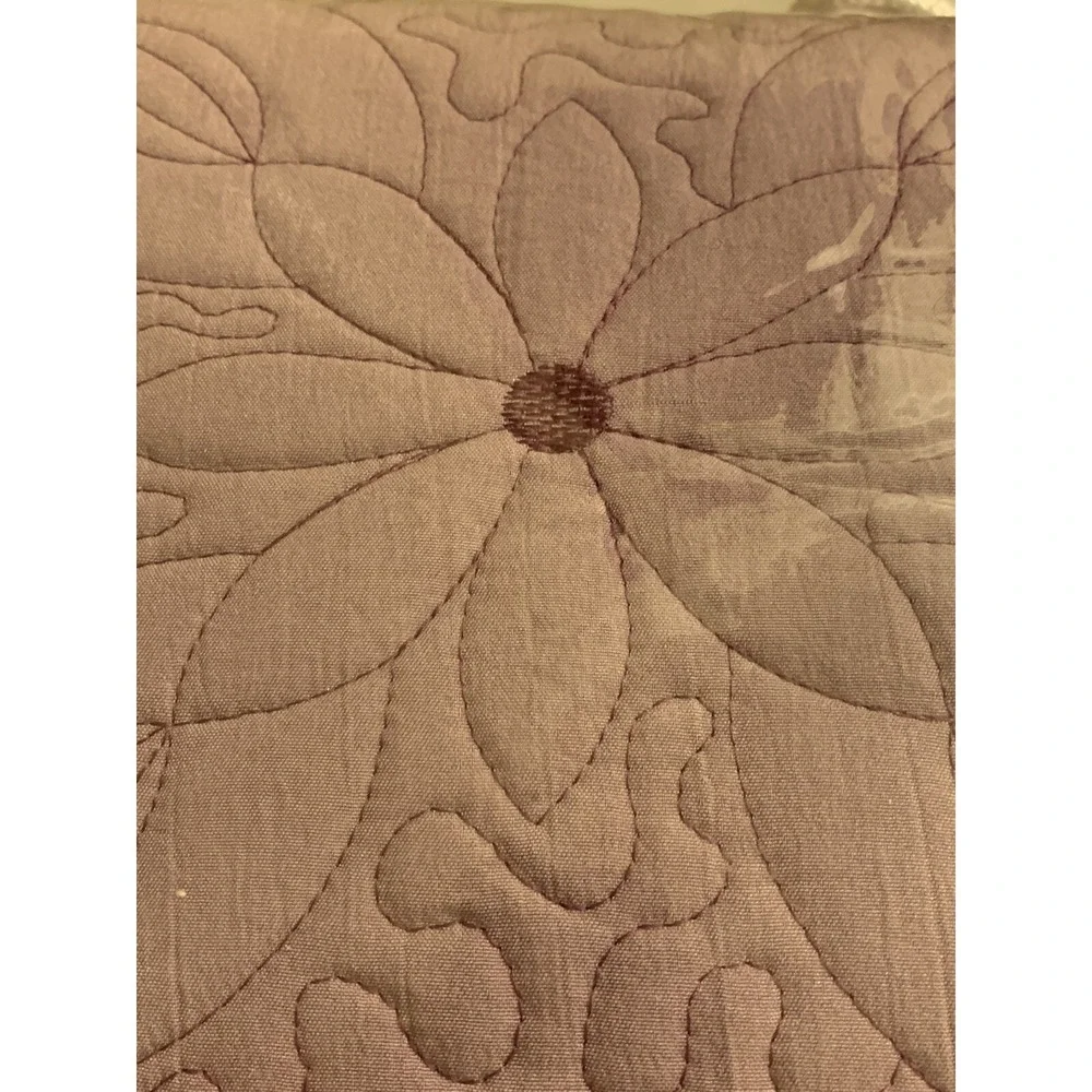 King Size coverlet set Lavender Floral‎ Design. New